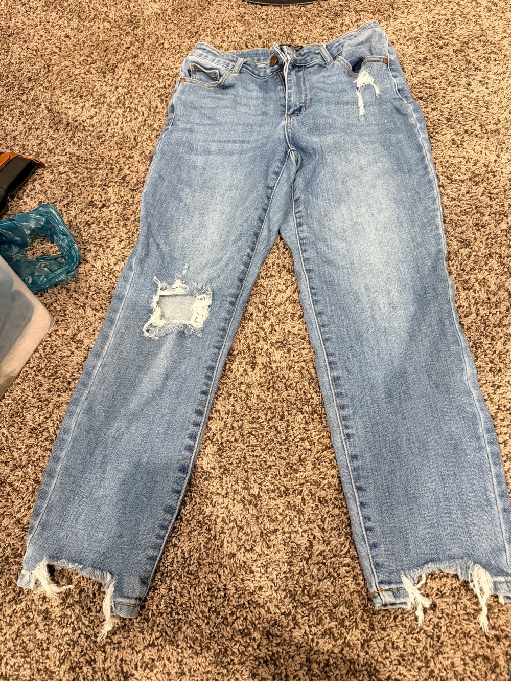 Judy Blue Light Blue Distressed Straight Leg Jeans